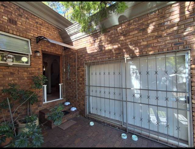 3 BEDROOM HOUSE FOR SALE IN MULBARTON